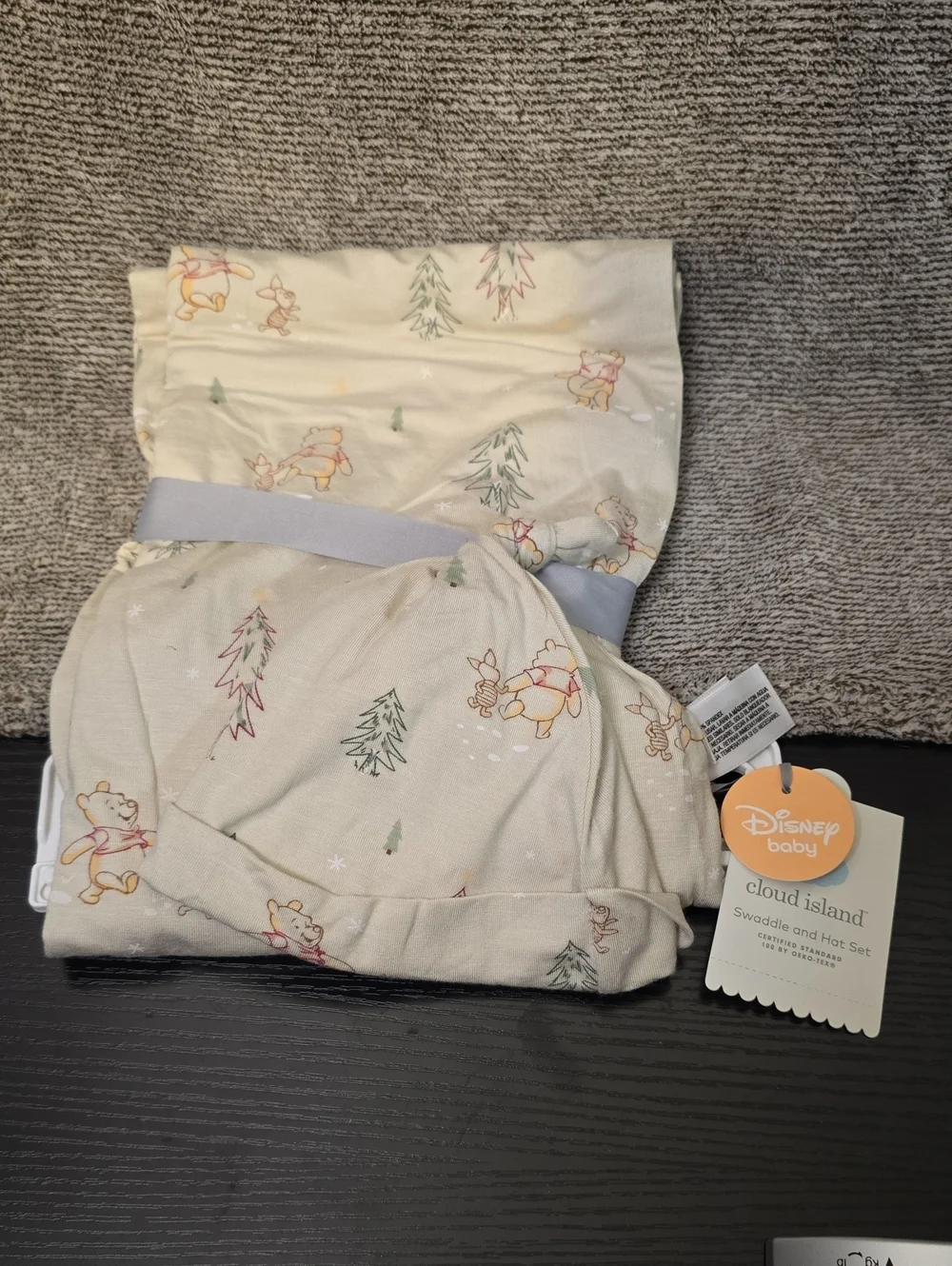 Disney Baby Cream Winnie the Pooh Swaddle & Hat Set